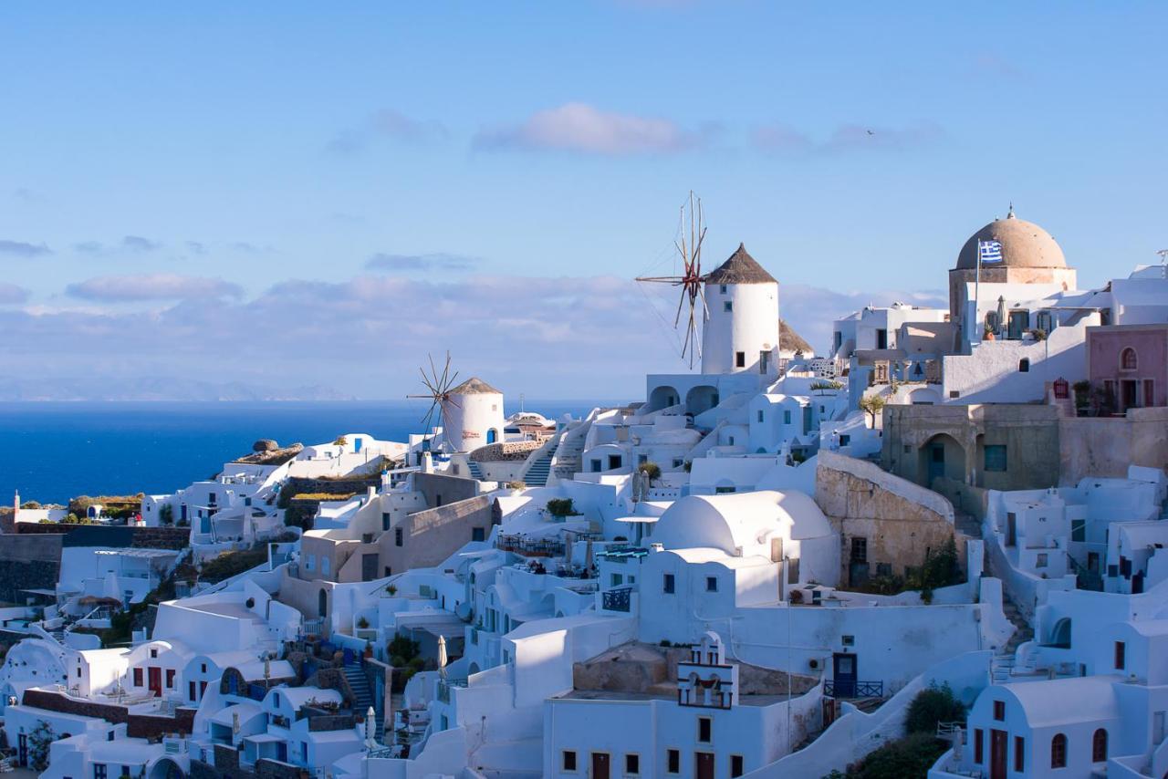 Pezoules Of Oia Hotel Exterior photo