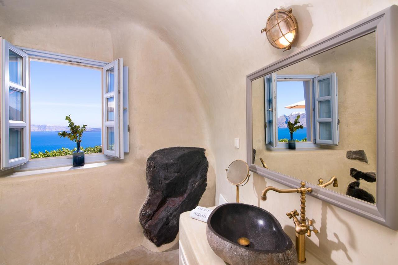 Pezoules Of Oia Hotel Exterior photo