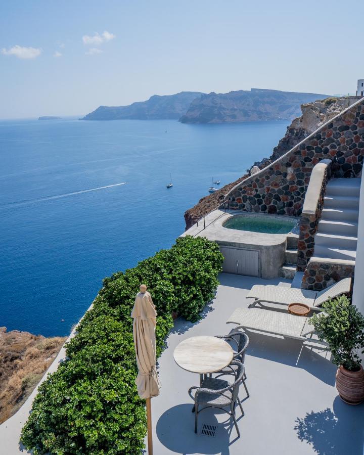 Pezoules Of Oia Hotel Exterior photo