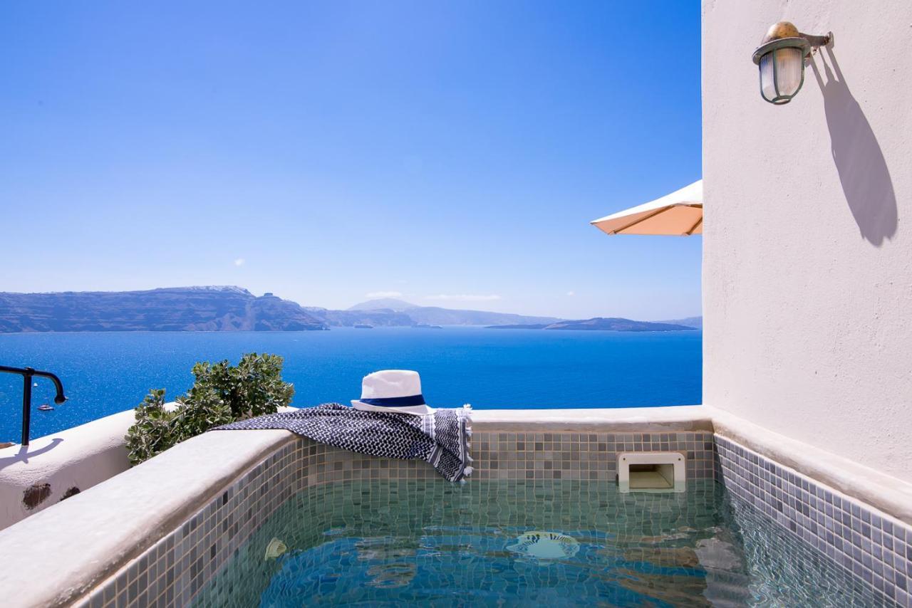 Pezoules Of Oia Hotel Exterior photo